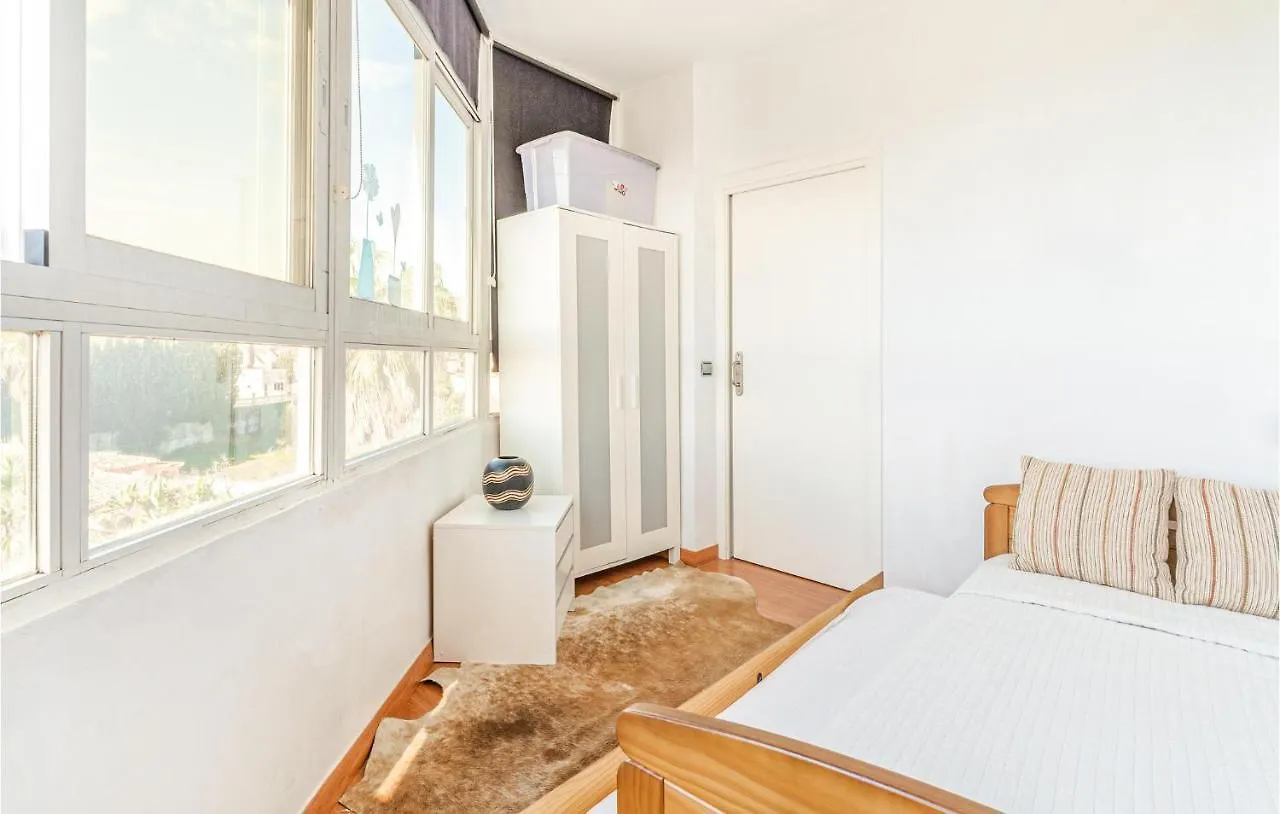 Nice Apartment In Estepona With Kitchen