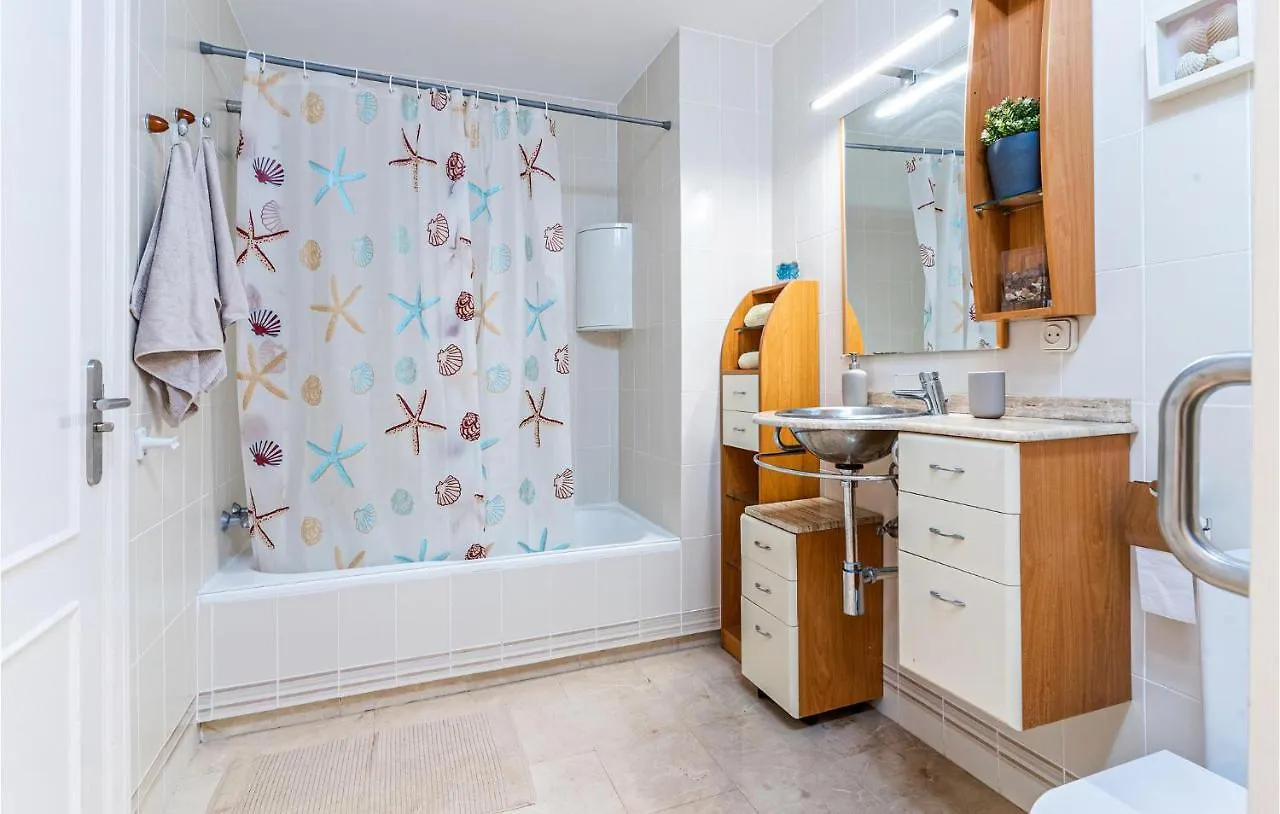 Nice Apartment In Estepona With Kitchen Spain